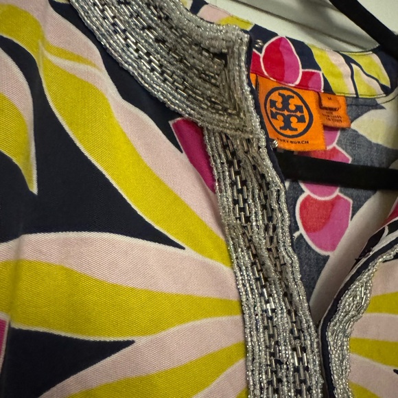 Tory Burch sz MED Black, Lime, & Multi-Pink Floral Long Sleeve Tunic Top - Picture 4 of 7